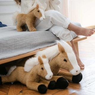 Famille de peluche cheval réaliste pour enfant et les plus grands La Pelucherie