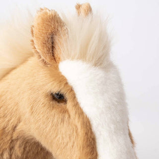 Détails peluche cheval réaliste, La Pelucherie 