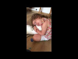 Vidéo chat Oscar peluche pour enfant et bébé, La Pelucherie 
